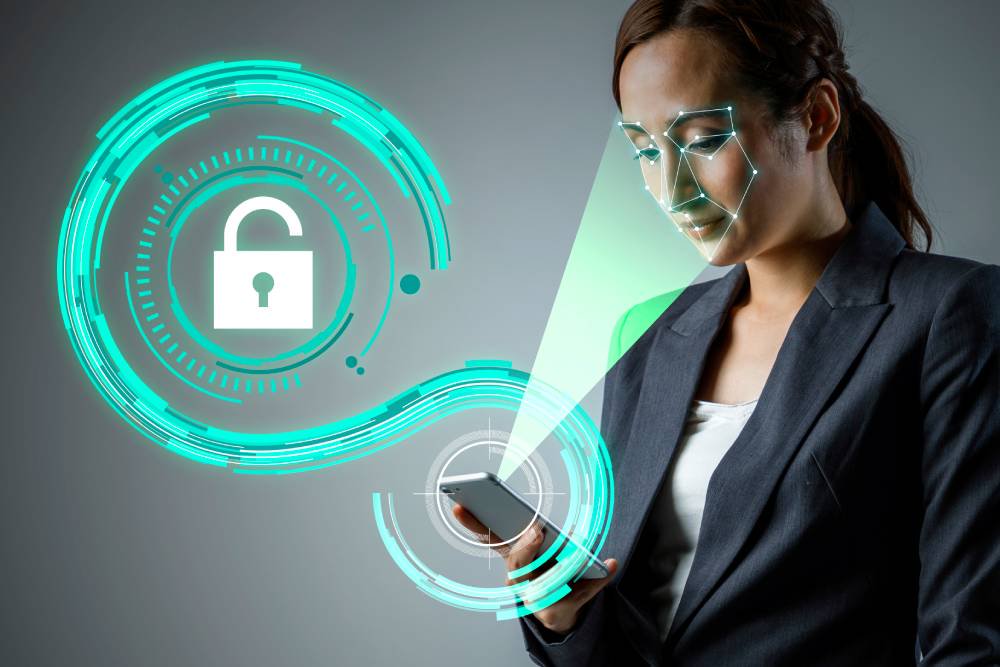 С помощью биометрии клиенты могли бы брать кредиты и открывать вклады без посещения банковских отделений. / metamorworks / iStock