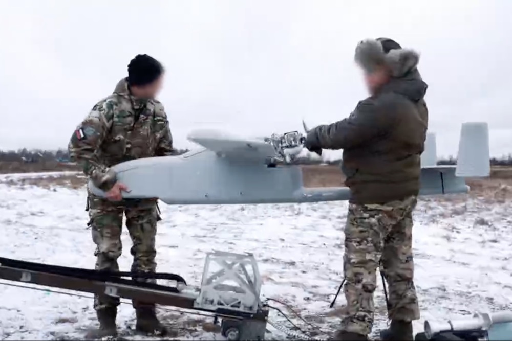 Новый дрон-камикадзе "КУБ-10Э" успешно применен в зоне СВО. Поставки беспилотника продолжатся в 2025 году.