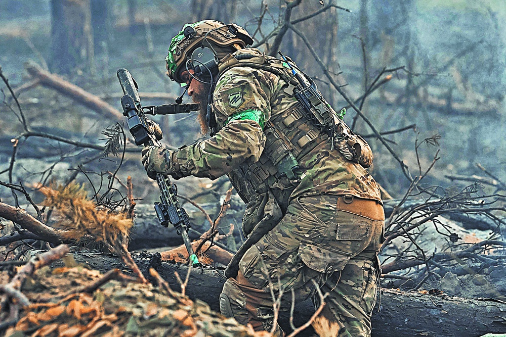 С начала СВО какого-то контроля за поставками американского и западного вооружения и боеприпасов Киеву фактически не было. С начала СВО какого-то контроля за поставками американского и западного вооружения и боеприпасов Киеву фактически не было.