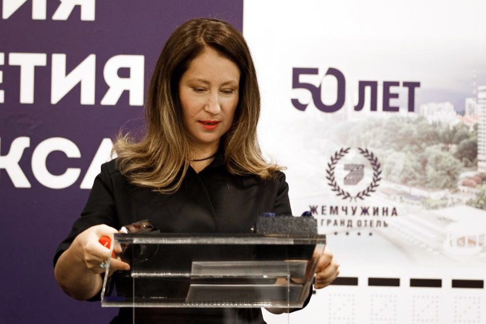 Светлана Ермилова: Моя миссия как руководителя - сохранить сложившийся облик отеля, который действительно стал визитной карточкой Сочи.
