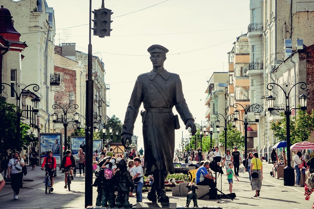скульптура "Дядя Степа" в самаре