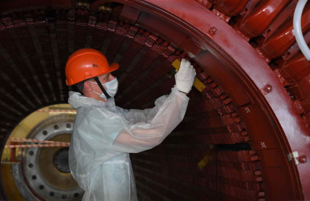 На энергоблоке №2 РоАЭС в Волгодонске завершается ремонт турбогенератора