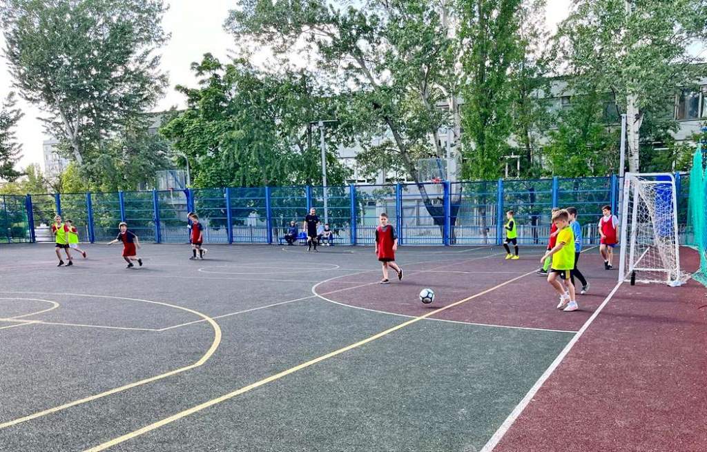 В Волгодонске завершились игры футбольного турнира «Кожаный мяч»