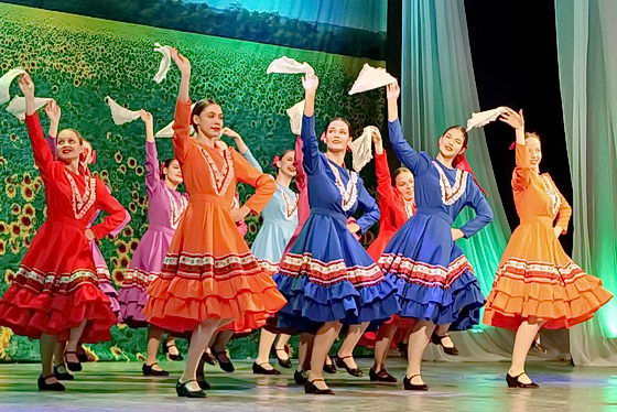 «Танец четырёх стихий» — отчётный концерт ансамбля «Карусель» Центра детского творчества Волгодонска