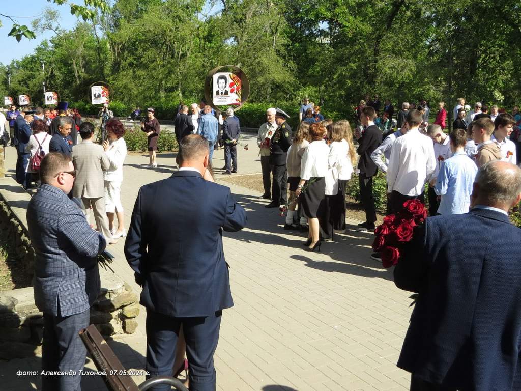 В канун Дня Победы в Волгодонске прошли митинги и возложение цветов у памятников и мемориалов